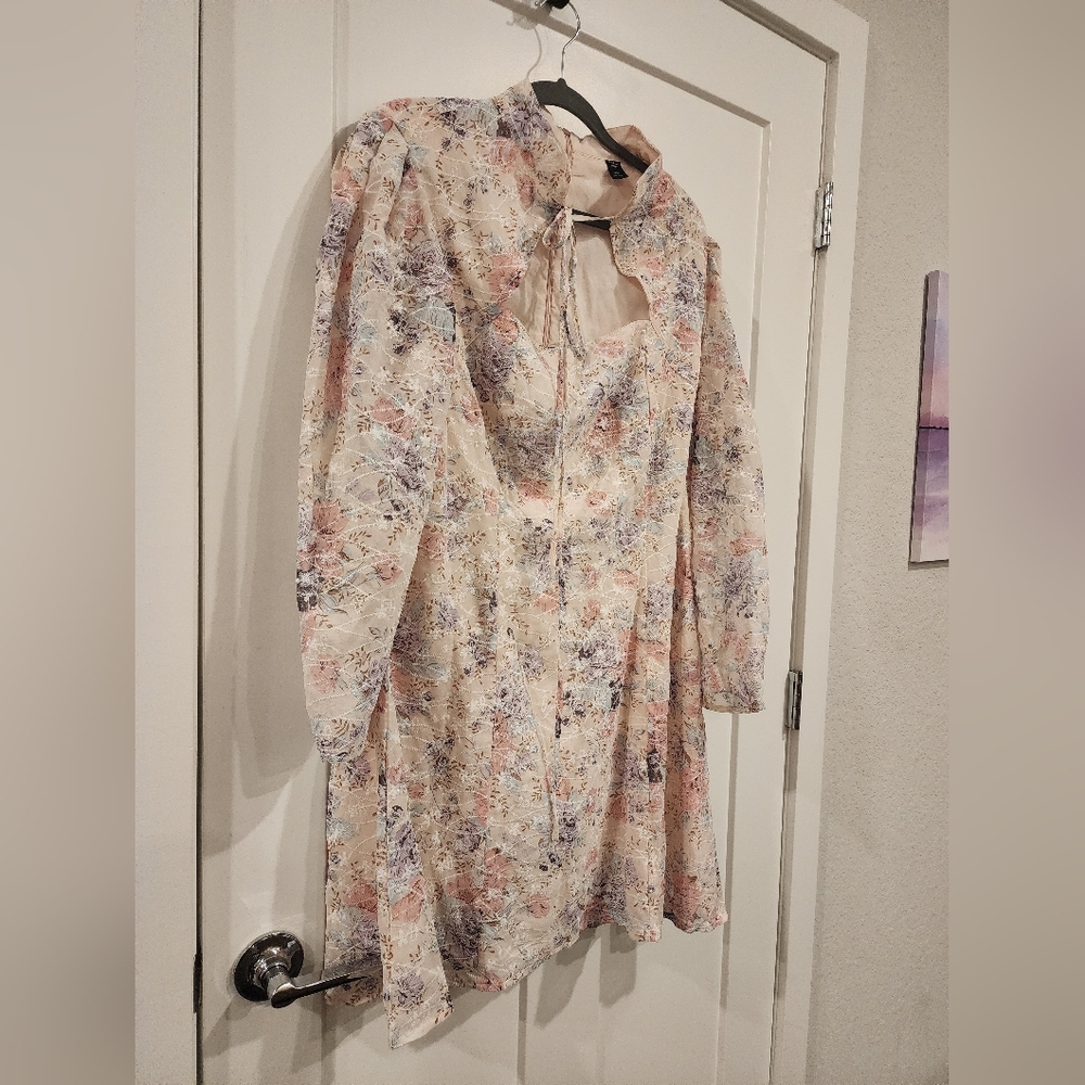 Floral dress.  Feminine. Dainty.